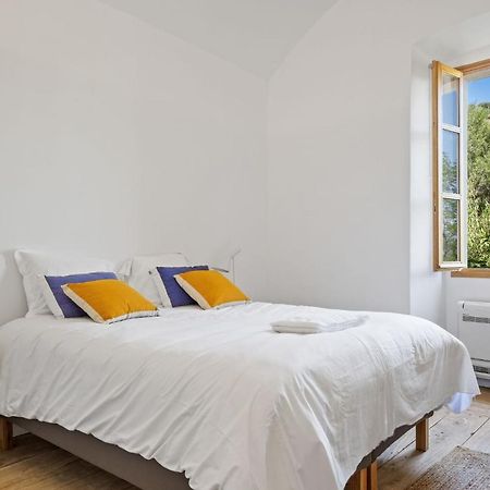 Cargèse, appartement de charme surplombant le port Extérieur photo